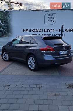Внедорожник / Кроссовер Toyota Venza 2015 в 