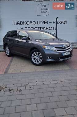 Внедорожник / Кроссовер Toyota Venza 2015 в 