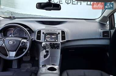 Внедорожник / Кроссовер Toyota Venza 2015 в 