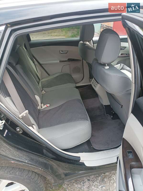 Позашляховик / Кросовер Toyota Venza 2011 в Білій Церкві