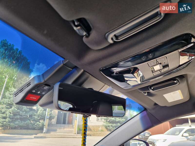 Позашляховик / Кросовер Toyota Venza 2021 в Дніпрі