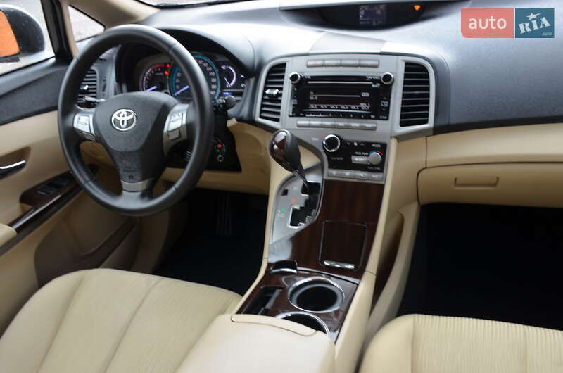Позашляховик / Кросовер Toyota Venza 2012 в Дніпрі