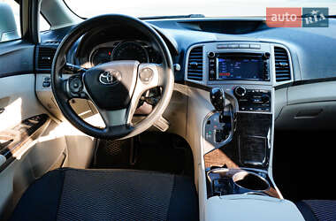 Внедорожник / Кроссовер Toyota Venza 2014 в 