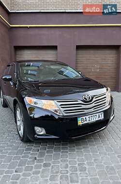 Позашляховик / Кросовер Toyota Venza 2010 в Вінниці
