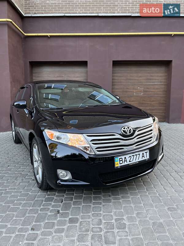 Внедорожник / Кроссовер Toyota Venza 2010 в 