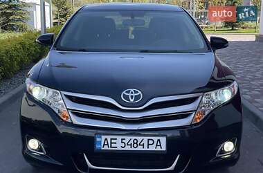 Позашляховик / Кросовер Toyota Venza 2013 в 