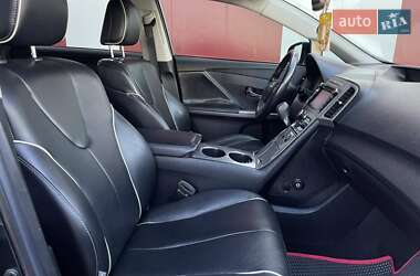Позашляховик / Кросовер Toyota Venza 2013 в 