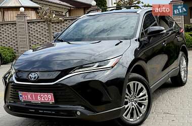 Позашляховик / Кросовер Toyota Venza 2024 в 