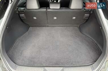 Позашляховик / Кросовер Toyota Venza 2024 в 