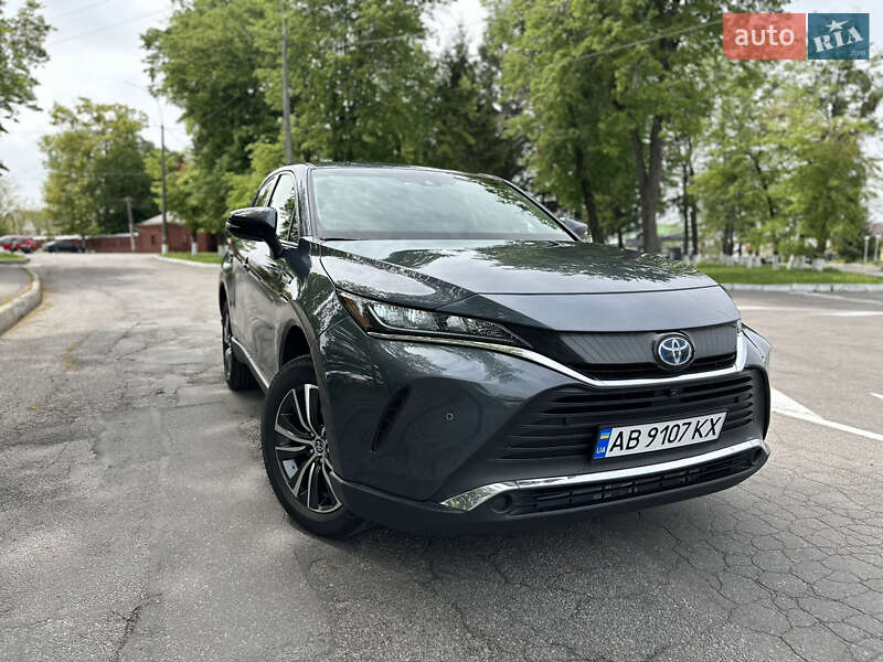 Позашляховик / Кросовер Toyota Venza 2021 в 