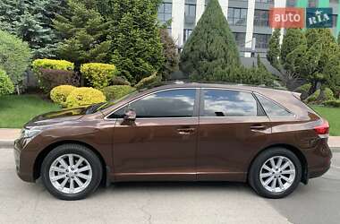 Позашляховик / Кросовер Toyota Venza 2013 в 