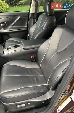 Позашляховик / Кросовер Toyota Venza 2013 в 