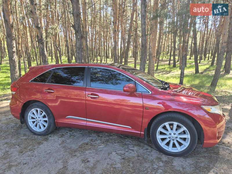 Позашляховик / Кросовер Toyota Venza 2012 в Дніпрі
