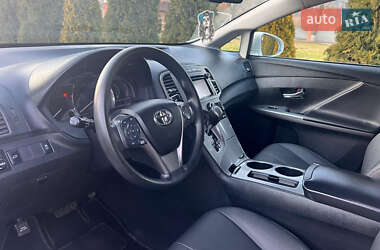 Позашляховик / Кросовер Toyota Venza 2013 в 