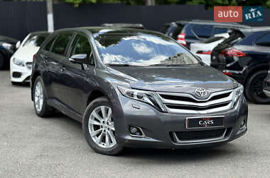 Позашляховик / Кросовер Toyota Venza 2013 в Києві
