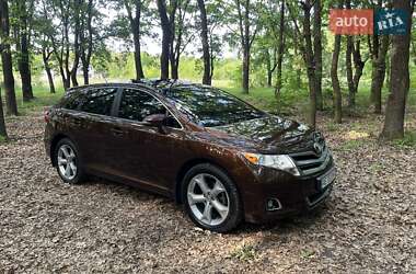 Позашляховик / Кросовер Toyota Venza 2013 в 