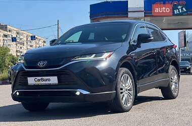 Позашляховик / Кросовер Toyota Venza 2021 в 
