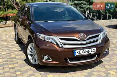 Позашляховик / Кросовер Toyota Venza 2013 в 