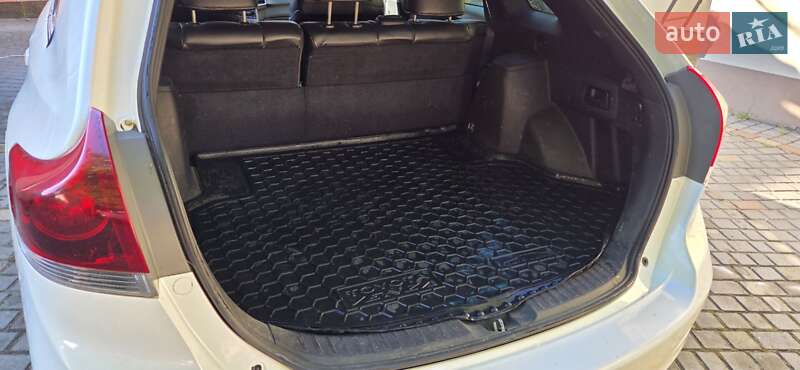 Позашляховик / Кросовер Toyota Venza 2013 в Миколаєві