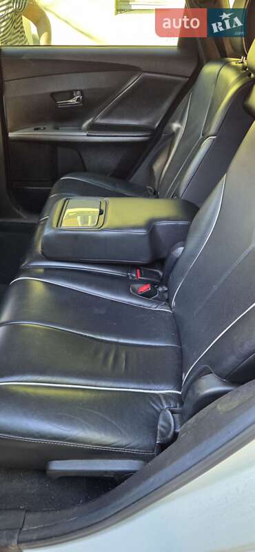 Позашляховик / Кросовер Toyota Venza 2013 в Миколаєві