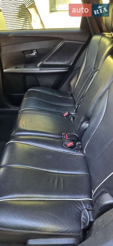 Позашляховик / Кросовер Toyota Venza 2013 в Миколаєві