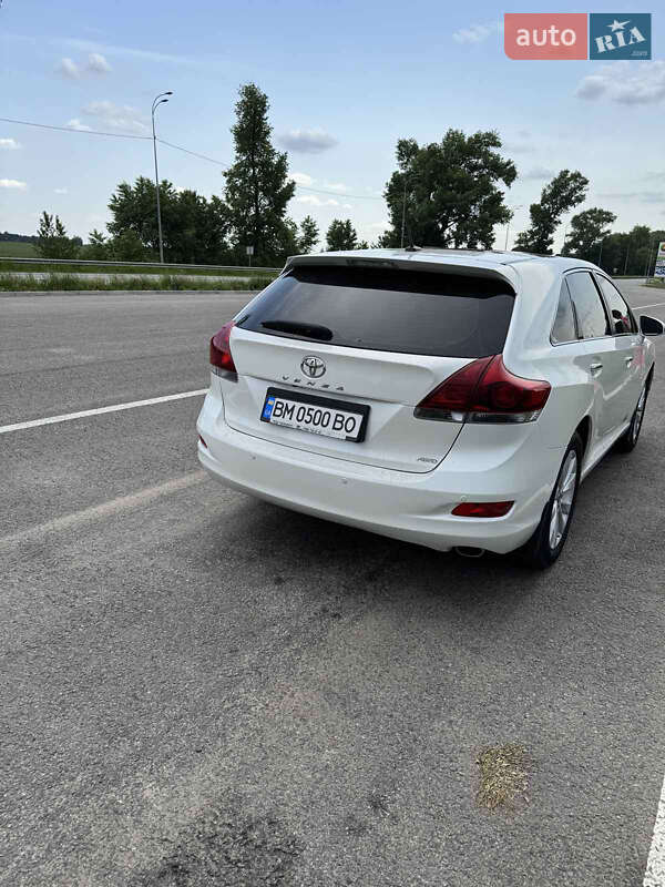 Внедорожник / Кроссовер Toyota Venza 2013 в Киеве