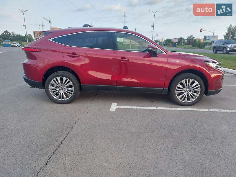 Внедорожник / Кроссовер Toyota Venza 2021 в Луцке