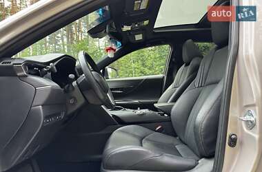 Внедорожник / Кроссовер Toyota Venza 2021 в 
