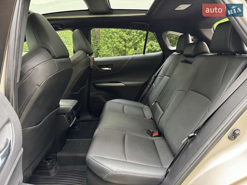 Внедорожник / Кроссовер Toyota Venza 2021 в Полтаве