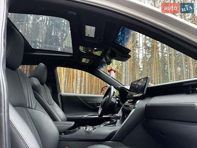 Внедорожник / Кроссовер Toyota Venza 2021 в Полтаве