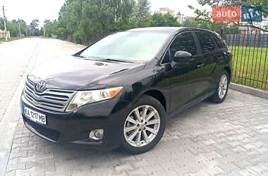 Внедорожник / Кроссовер Toyota Venza 2011 в Буче