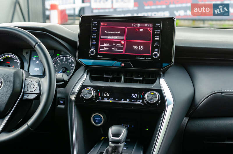 Позашляховик / Кросовер Toyota Venza 2021 в Києві