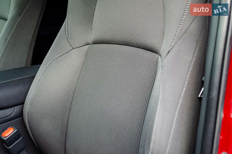 Позашляховик / Кросовер Toyota Venza 2021 в Києві