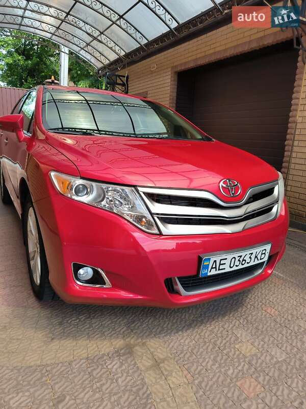Позашляховик / Кросовер Toyota Venza 2013 в Кривому Розі