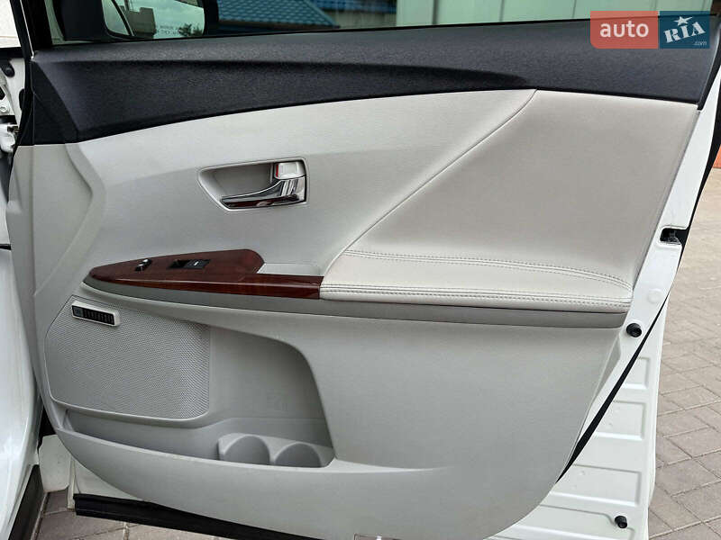 Внедорожник / Кроссовер Toyota Venza 2009 в Одессе