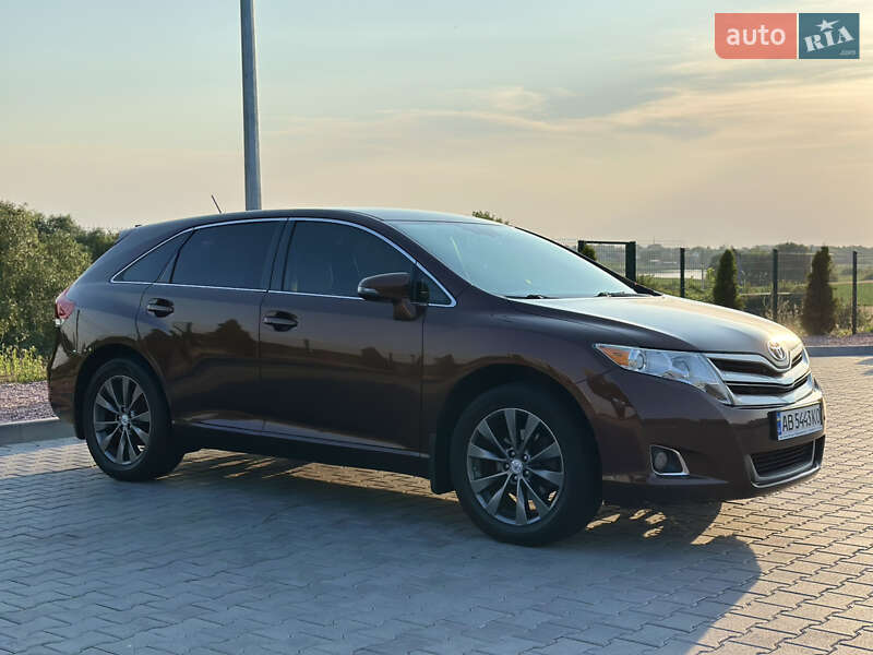 Внедорожник / Кроссовер Toyota Venza 2012 в Виннице