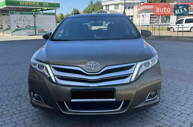 Позашляховик / Кросовер Toyota Venza 2013 в Івано-Франківську