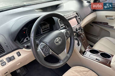 Внедорожник / Кроссовер Toyota Venza 2012 в 