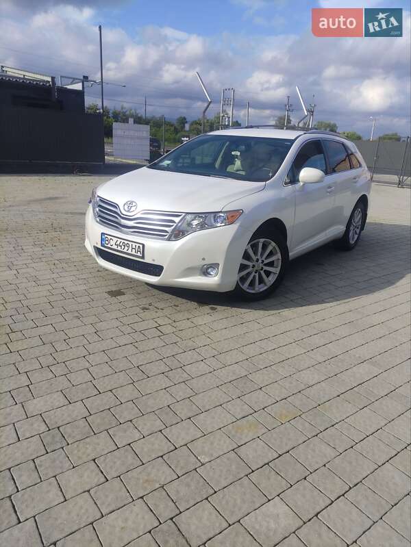 Внедорожник / Кроссовер Toyota Venza 2010 в Львове