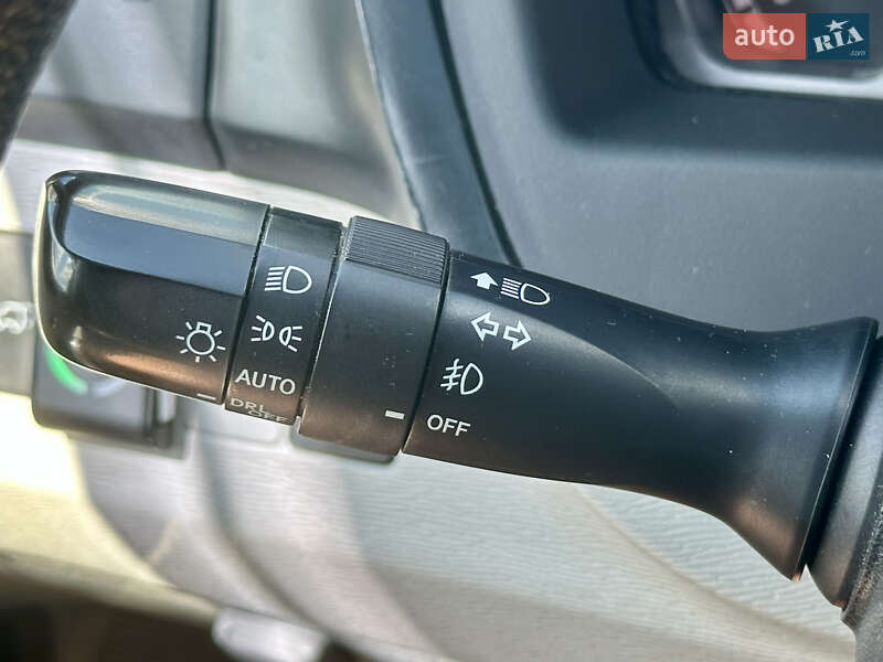 Позашляховик / Кросовер Toyota Venza 2013 в Києві