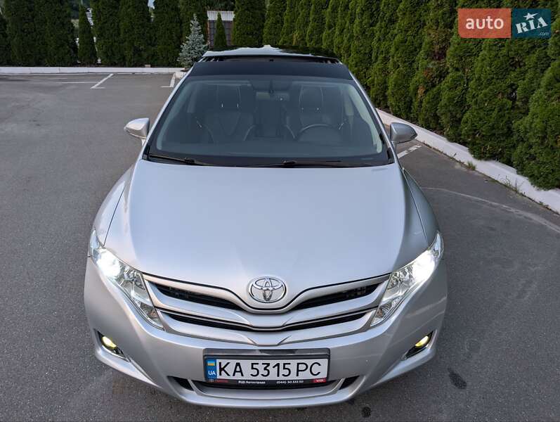 Внедорожник / Кроссовер Toyota Venza 2013 в Киеве