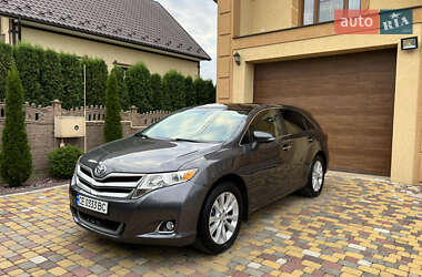 Позашляховик / Кросовер Toyota Venza 2013 в Чернівцях