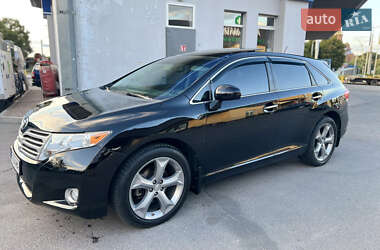 Внедорожник / Кроссовер Toyota Venza 2010 в Виннице
