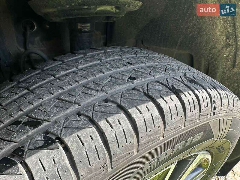 Внедорожник / Кроссовер Toyota Venza 2020 в Львове