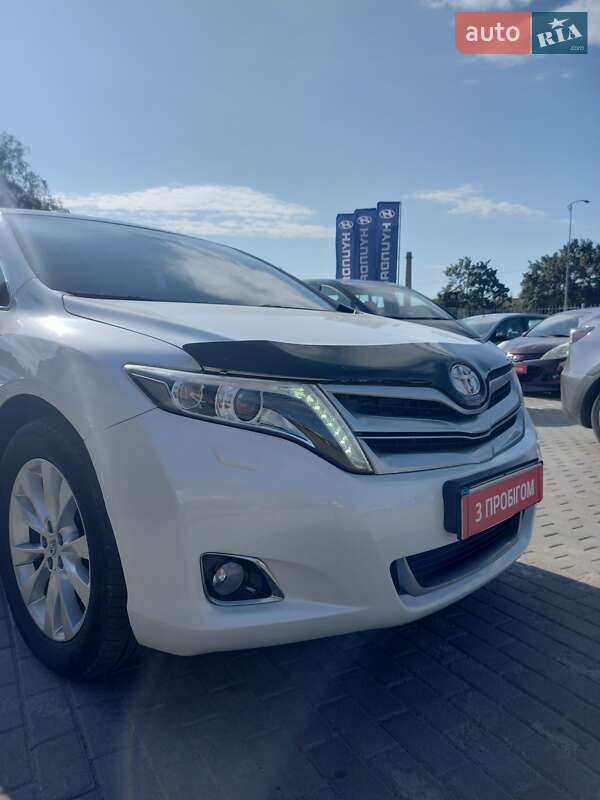 Позашляховик / Кросовер Toyota Venza 2013 в Полтаві