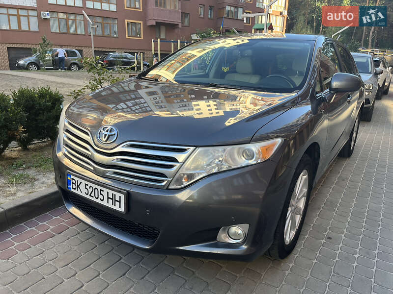 Toyota Venza 2011