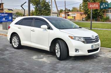 Позашляховик / Кросовер Toyota Venza 2010 в Лубнах