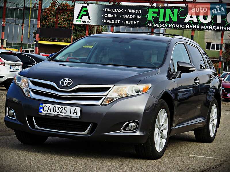 Внедорожник / Кроссовер Toyota Venza 2014 в 