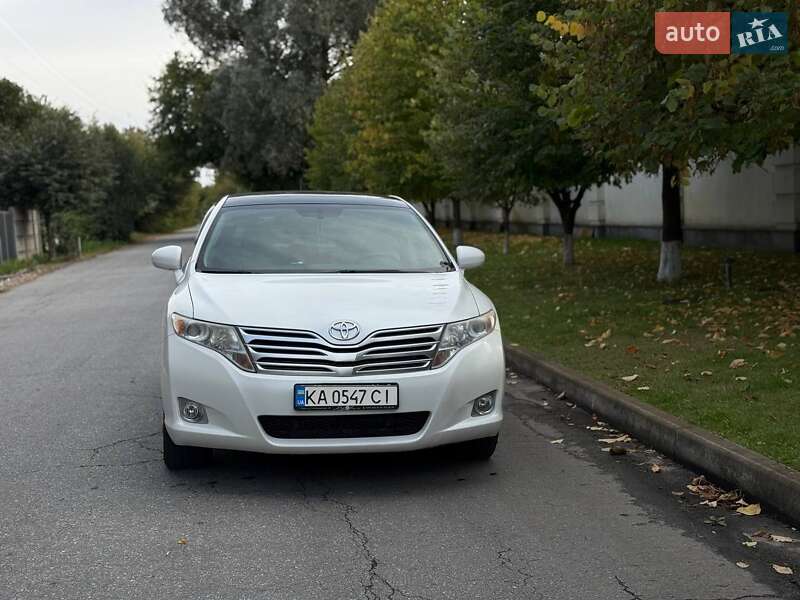 Внедорожник / Кроссовер Toyota Venza 2010 в Киеве