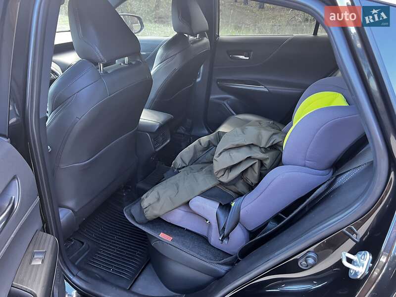 Позашляховик / Кросовер Toyota Venza 2024 в Києві